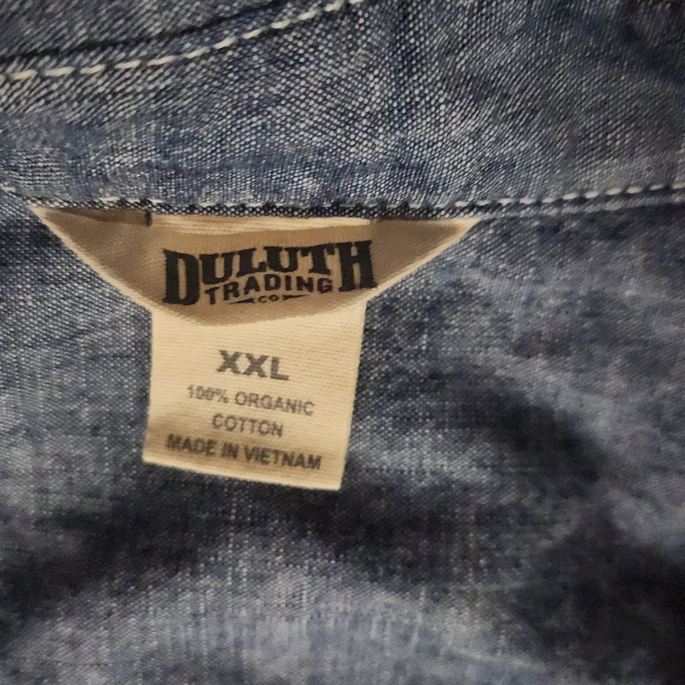 Duluth Trading Co Blue Chambray Button-Up Shirt - Picture 2 of 4